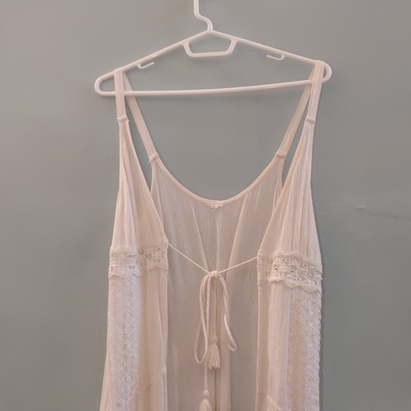 Flowing Vest - Picture 2 of 7